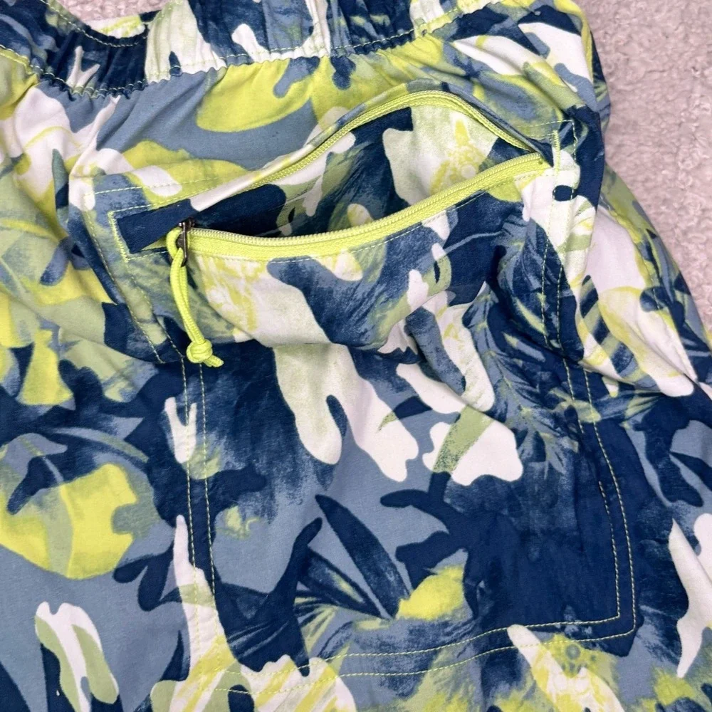 The North Face Shorts Mens Large Blue Green Floral Camo Class V Pull-On